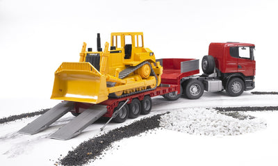SCANIA R serijos sunkvežimis/tralas ir Cat® buldozeris 03555
